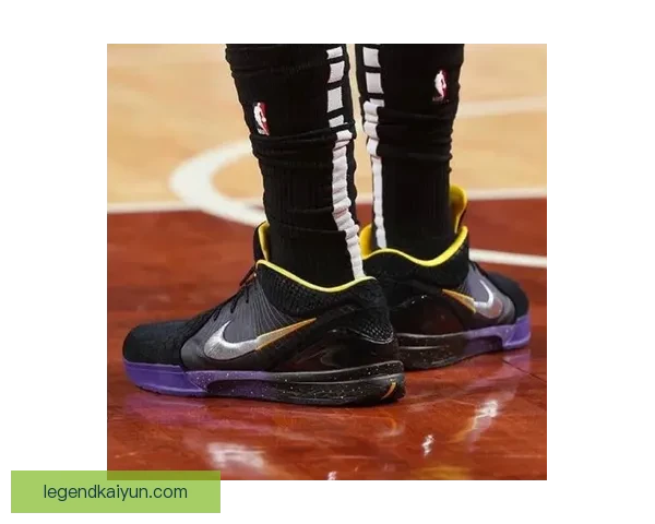 戴维斯在本赛季展现出持续提升的技术细节分析